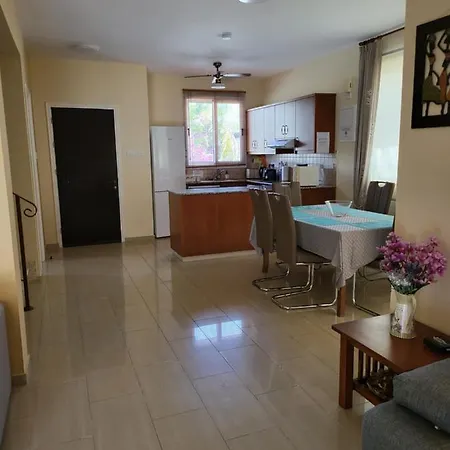 Villa Joia Ayía Nápa